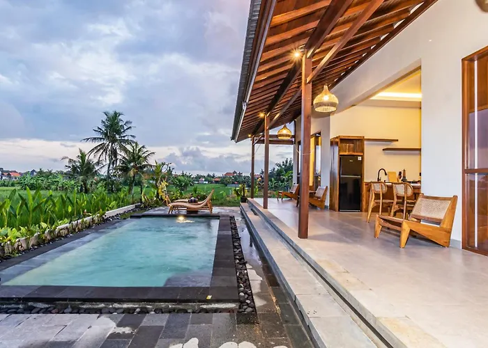 Sakaya Villa *